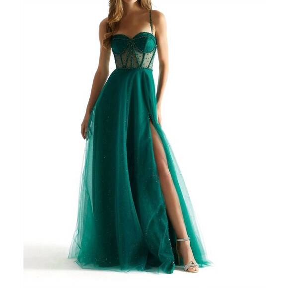 green emerald velvet dress Mori Lee 89339